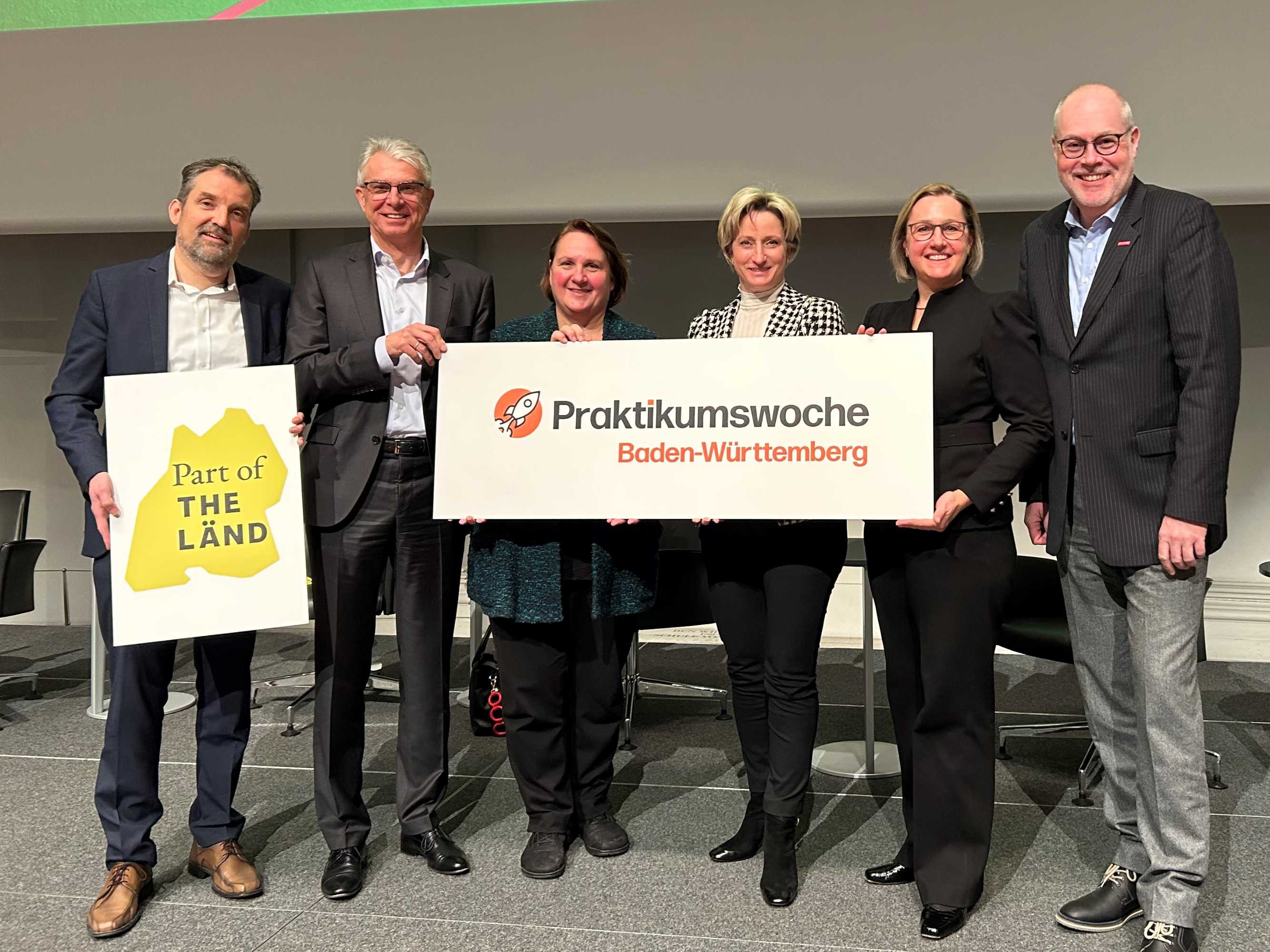 Foto der Partner der Praktikumswochen Baden-Württemberg. Abgebildet sind von links: Stefan Küpper, Christian Rauch, Theresa Schopper, Dr. Nicole Hoffmeister-Kraut, Marjoke Breuning, Peter Haas